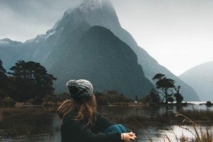 HOW TO LOVE YOURSELF